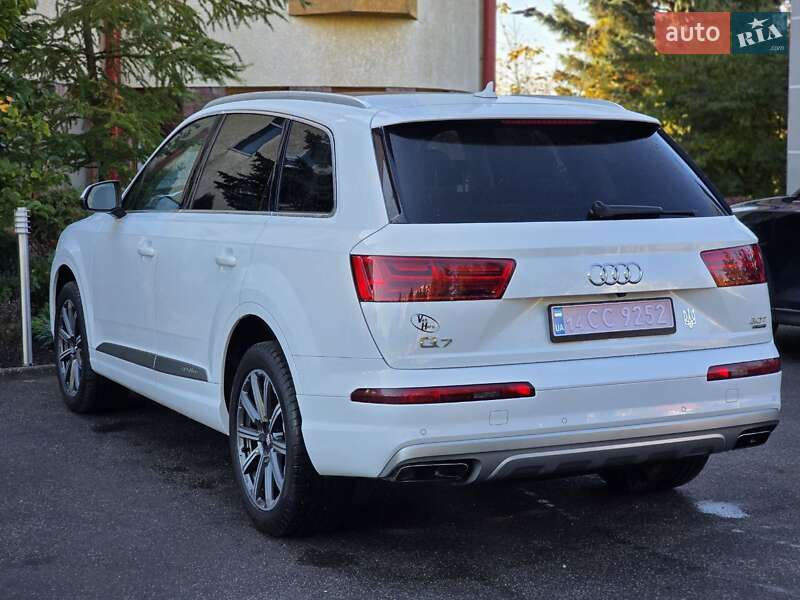 Внедорожник / Кроссовер Audi Q7 2016 в Тернополе фото 9 Внедорожник / Кроссовер Audi Q7 2016 в Тернополе