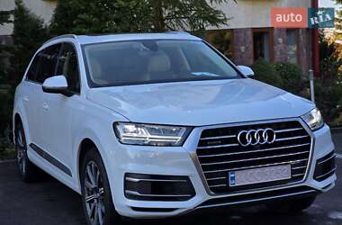 Позашляховик / Кросовер Audi Q7 2016 в  фото 14 Позашляховик / Кросовер Audi Q7 2016 в