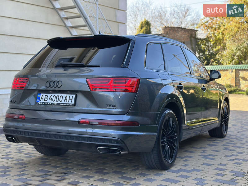 Внедорожник / Кроссовер Audi Q7 2015 в Могилев-Подольске