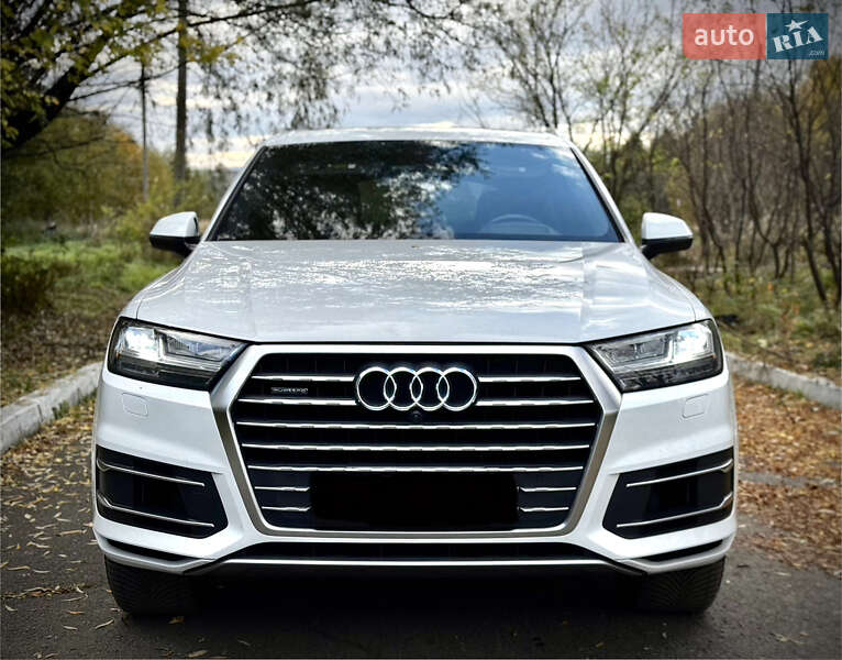 Внедорожник / Кроссовер Audi Q7 2017 в Дрогобыче фото 4 Внедорожник / Кроссовер Audi Q7 2017 в Дрогобыче