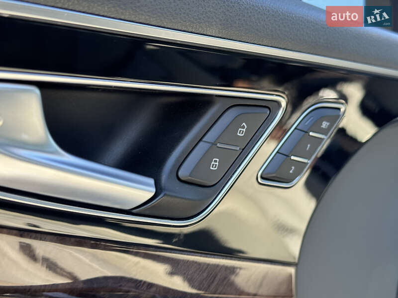 Позашляховик / Кросовер Audi Q7 2017 в Рівному фото 29 Позашляховик / Кросовер Audi Q7 2017 в Рівному