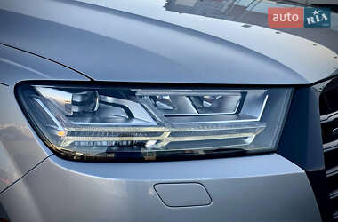 Позашляховик / Кросовер Audi Q7 2017 в  фото 16 Позашляховик / Кросовер Audi Q7 2017 в