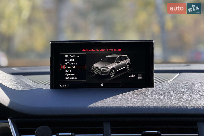 Позашляховик / Кросовер Audi Q7 2017 в Львові