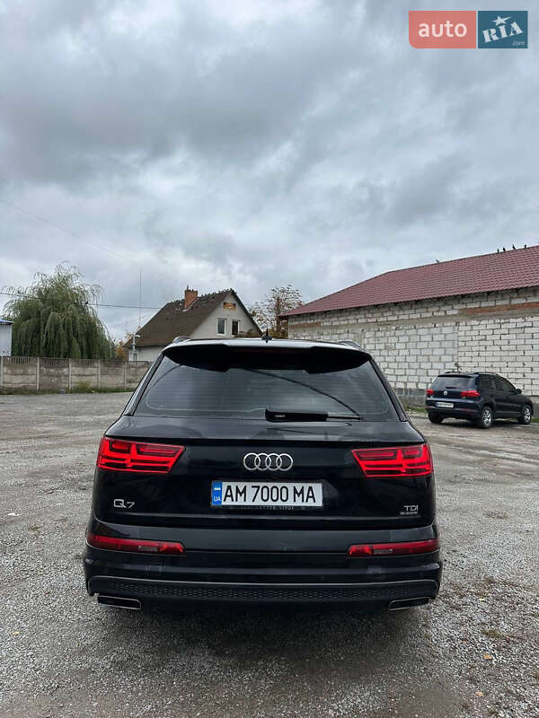 Внедорожник / Кроссовер Audi Q7 2016 в Коростышеве фото 7 Внедорожник / Кроссовер Audi Q7 2016 в Коростышеве