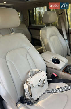 Позашляховик / Кросовер Audi Q7 2014 в 