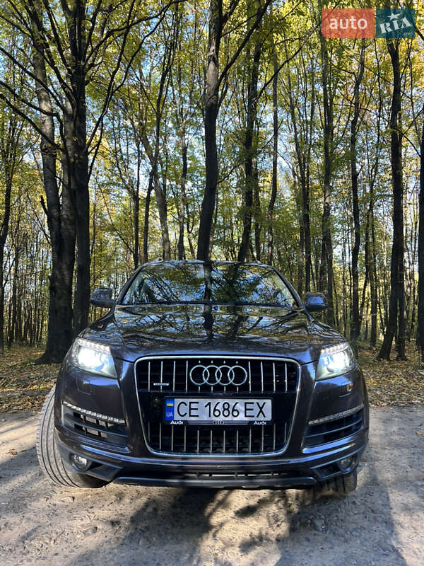 Внедорожник / Кроссовер Audi Q7 2014 в Черновцах