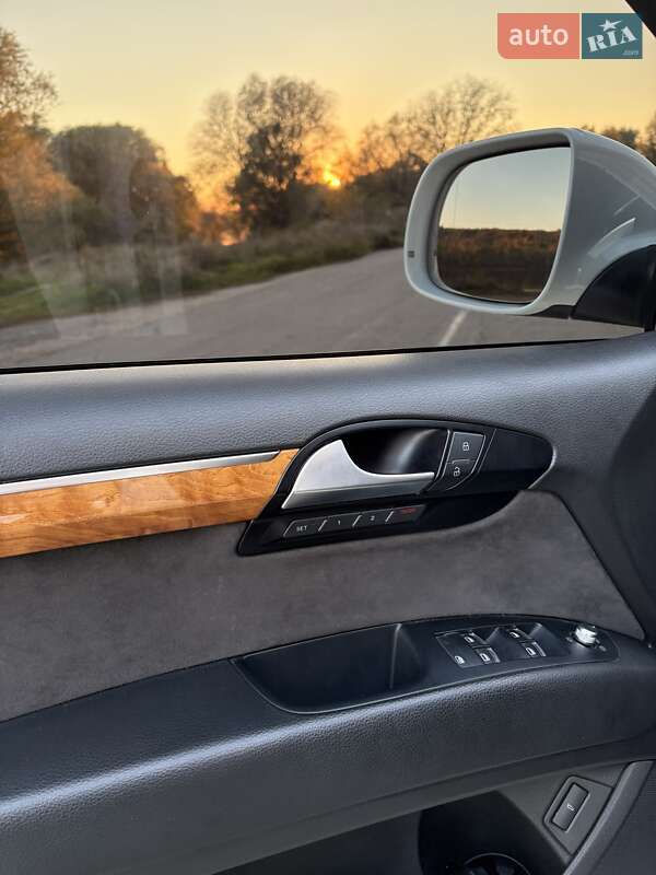 Внедорожник / Кроссовер Audi Q7 2014 в Ямполе