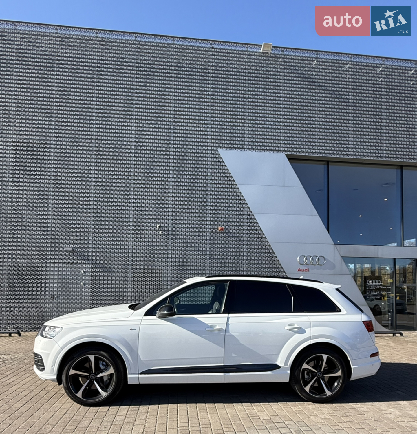 2017 Audi Q7 - мініатюра 11