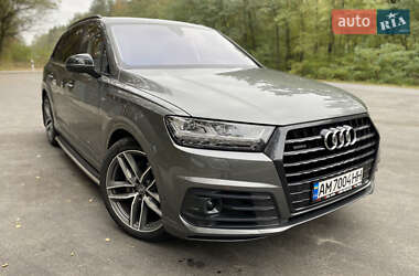 Позашляховик / Кросовер Audi Q7 2016 в Овручі