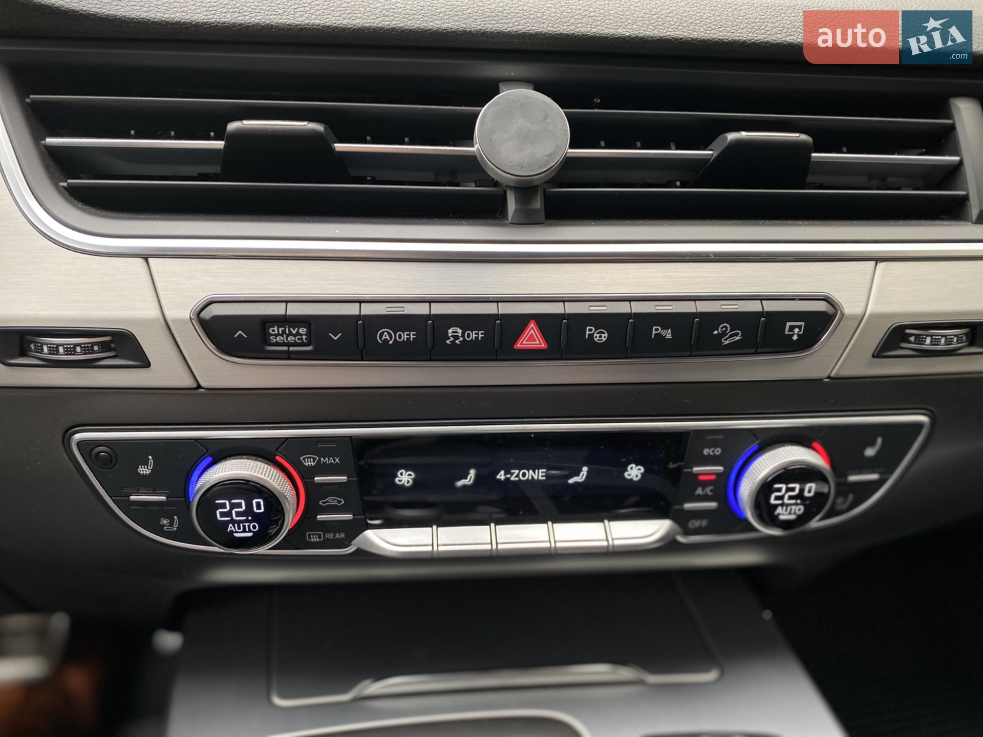 2016 Audi Q7 - мініатюра 30