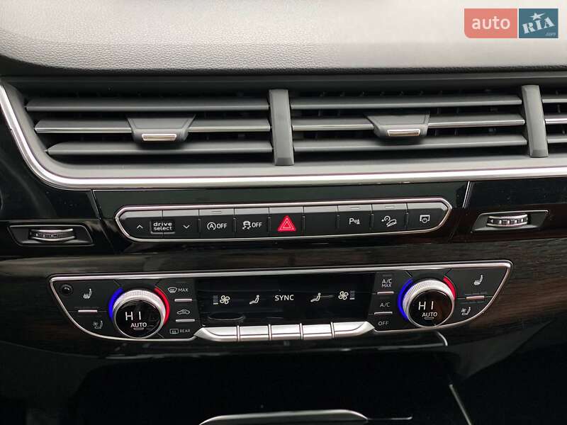 Позашляховик / Кросовер Audi Q7 2017 в Львові фото 12 Позашляховик / Кросовер Audi Q7 2017 в Львові
