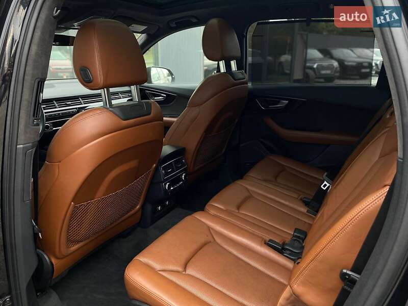 Позашляховик / Кросовер Audi Q7 2017 в Львові фото 24 Позашляховик / Кросовер Audi Q7 2017 в Львові
