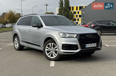Позашляховик / Кросовер Audi Q7 2018 в Києві