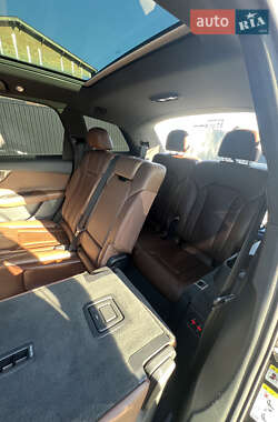 Внедорожник / Кроссовер Audi Q7 2017 в 