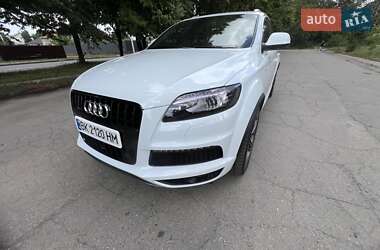 Позашляховик / Кросовер Audi Q7 2013 в Полтаві