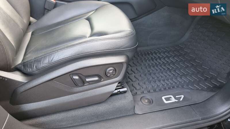 Внедорожник / Кроссовер Audi Q7 2017 в Кропивницком фото 56 Внедорожник / Кроссовер Audi Q7 2017 в Кропивницком