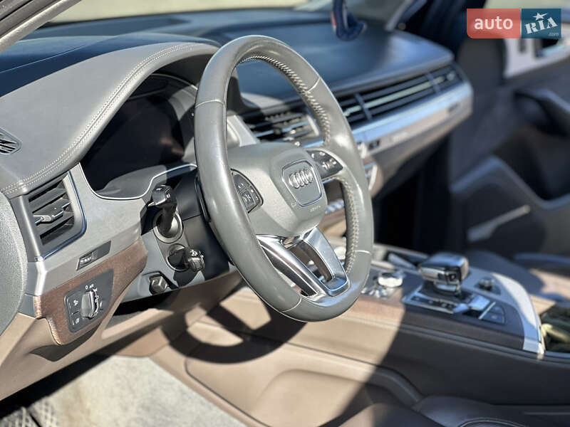 Позашляховик / Кросовер Audi Q7 2016 в Львові фото 18 Позашляховик / Кросовер Audi Q7 2016 в Львові