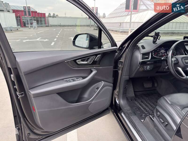 Внедорожник / Кроссовер Audi Q7 2016 в Киеве фото 40 Внедорожник / Кроссовер Audi Q7 2016 в Киеве