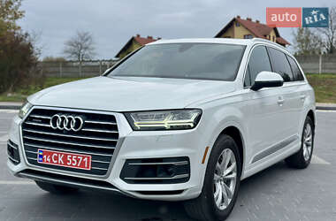 Позашляховик / Кросовер Audi Q7 2016 в Мостиській