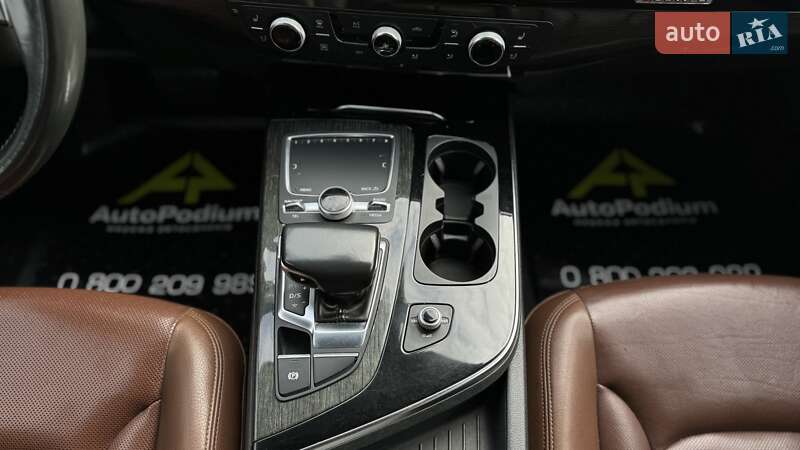 Позашляховик / Кросовер Audi Q7 2017 в Києві фото 27 Позашляховик / Кросовер Audi Q7 2017 в Києві
