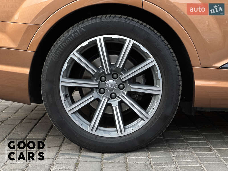 Позашляховик / Кросовер Audi Q7 2017 в Одесі фото 13 Позашляховик / Кросовер Audi Q7 2017 в Одесі