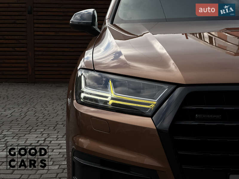 Позашляховик / Кросовер Audi Q7 2017 в Одесі фото 14 Позашляховик / Кросовер Audi Q7 2017 в Одесі