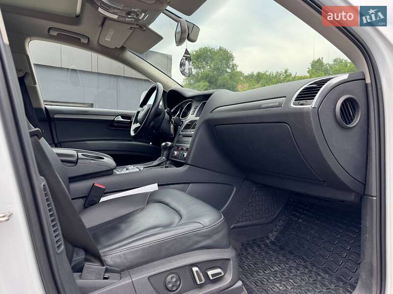 Внедорожник / Кроссовер Audi Q7 2015 в Запорожье фото 14 Внедорожник / Кроссовер Audi Q7 2015 в Запорожье