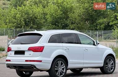 Позашляховик / Кросовер Audi Q7 2015 в  фото 11 Позашляховик / Кросовер Audi Q7 2015 в