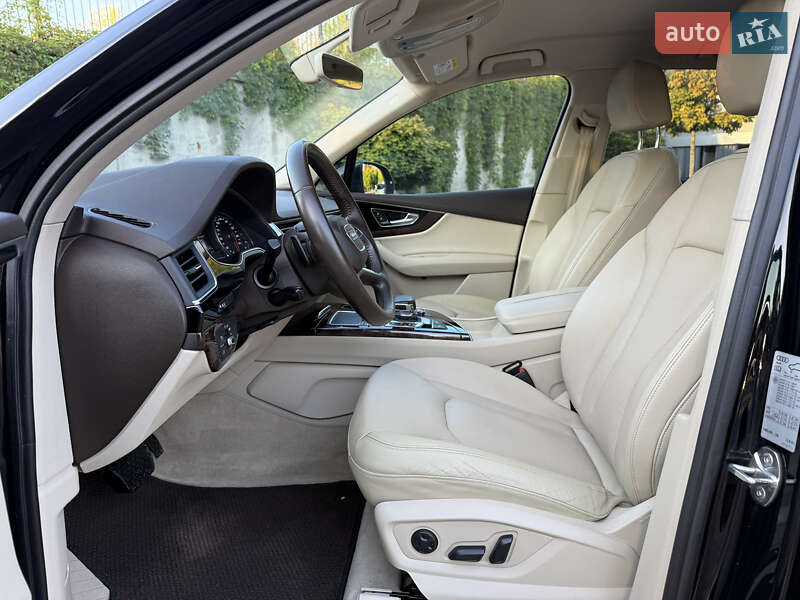 Позашляховик / Кросовер Audi Q7 2015 в Рівному фото 48 Позашляховик / Кросовер Audi Q7 2015 в Рівному
