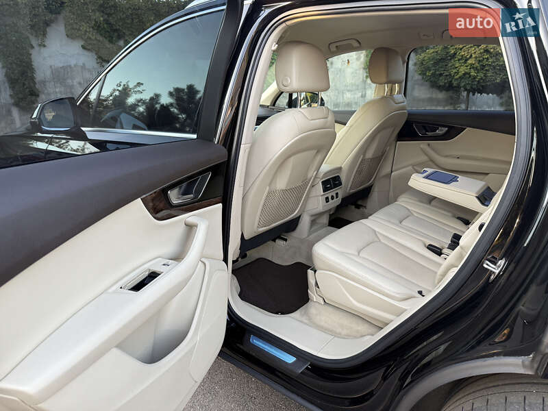 Позашляховик / Кросовер Audi Q7 2015 в Рівному фото 56 Позашляховик / Кросовер Audi Q7 2015 в Рівному