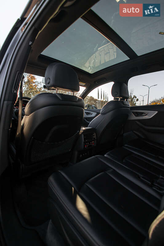 Позашляховик / Кросовер Audi Q7 2020 в Львові