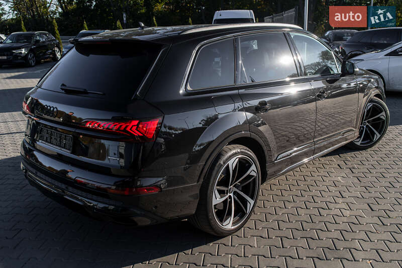 Позашляховик / Кросовер Audi Q7 2020 в Львові