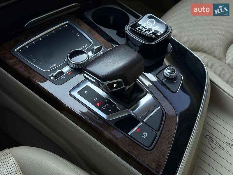 Позашляховик / Кросовер Audi Q7 2017 в Рівному фото 47 Позашляховик / Кросовер Audi Q7 2017 в Рівному