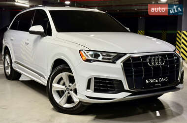 Позашляховик / Кросовер Audi Q7 2019 в Києві