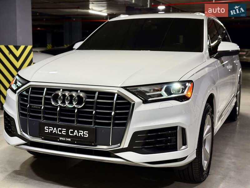 Позашляховик / Кросовер Audi Q7 2019 в Києві фото 6 Позашляховик / Кросовер Audi Q7 2019 в Києві