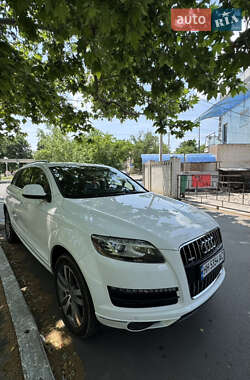 Позашляховик / Кросовер Audi Q7 2011 в Ізмаїлі