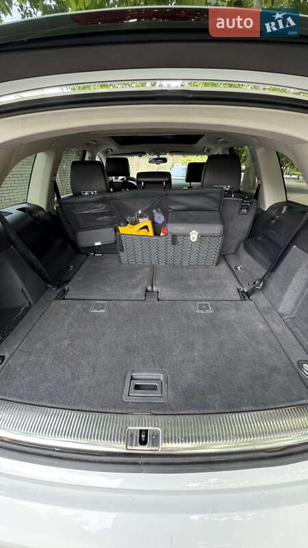 Позашляховик / Кросовер Audi Q7 2011 в Ізмаїлі