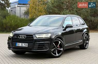 Позашляховик / Кросовер Audi Q7 2017 в  фото 115 Позашляховик / Кросовер Audi Q7 2017 в