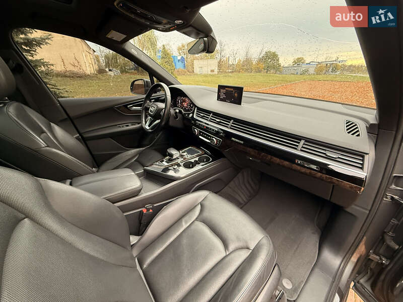 Внедорожник / Кроссовер Audi Q7 2016 в Харькове фото 46 Внедорожник / Кроссовер Audi Q7 2016 в Харькове