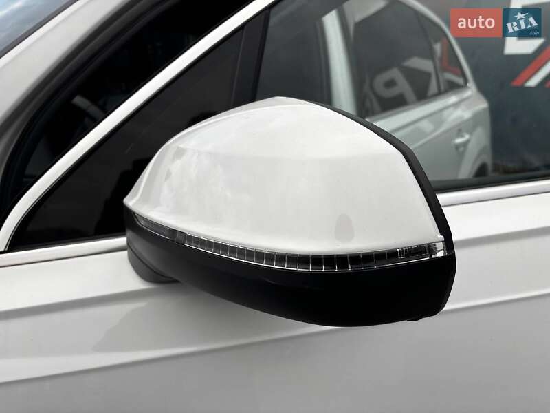 Внедорожник / Кроссовер Audi Q7 2016 в Киеве