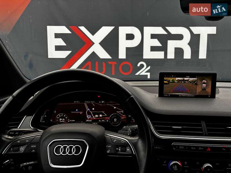 Внедорожник / Кроссовер Audi Q7 2016 в Киеве