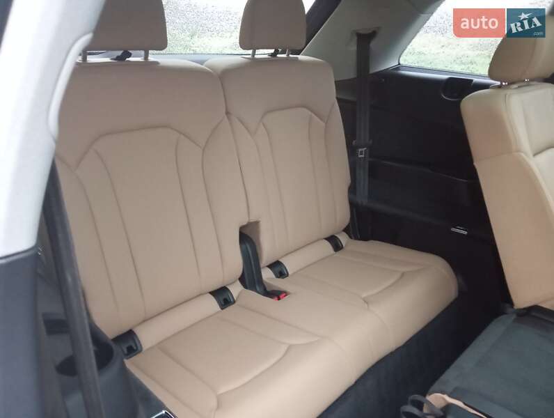 Внедорожник / Кроссовер Audi Q7 2021 в Львове