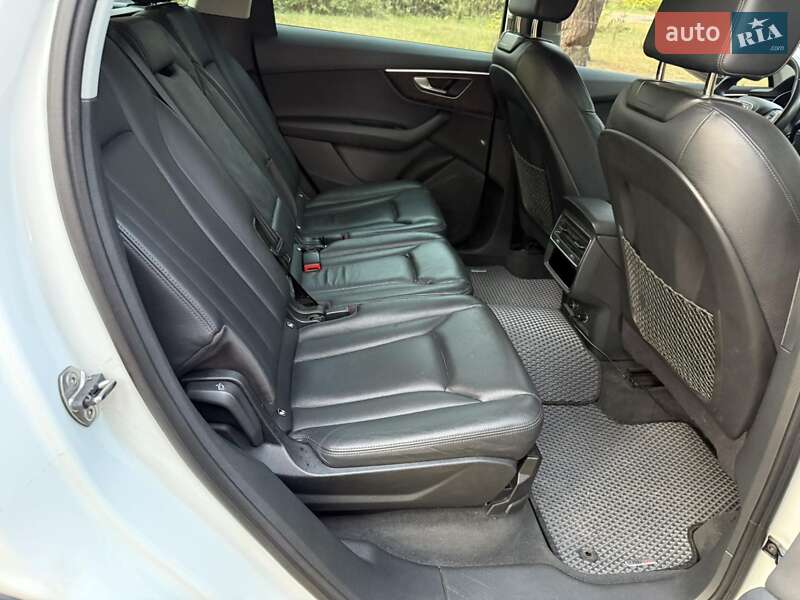 Внедорожник / Кроссовер Audi Q7 2020 в Житомире