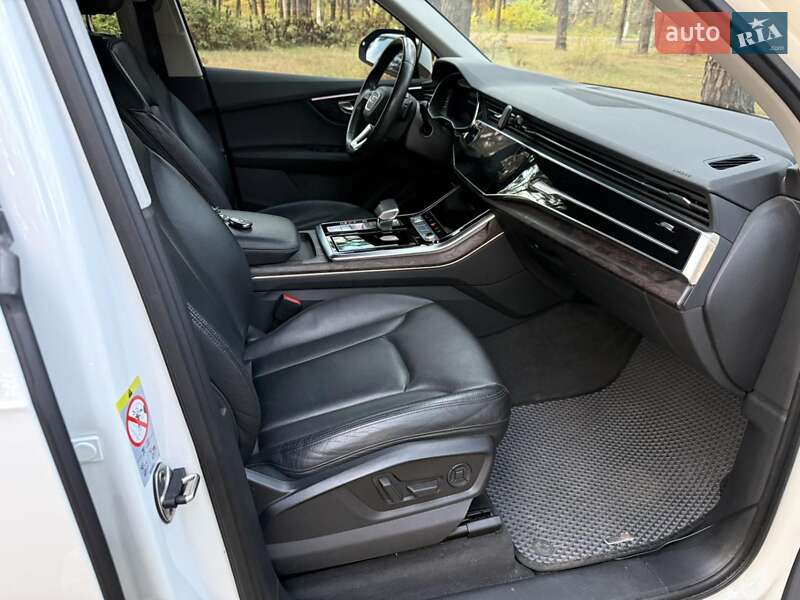 Внедорожник / Кроссовер Audi Q7 2020 в Житомире