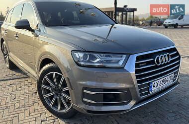 Позашляховик / Кросовер Audi Q7 2015 в Харкові