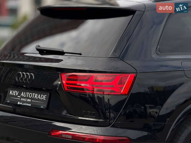 Позашляховик / Кросовер Audi Q7 2016 в Києві фото 9 Позашляховик / Кросовер Audi Q7 2016 в Києві