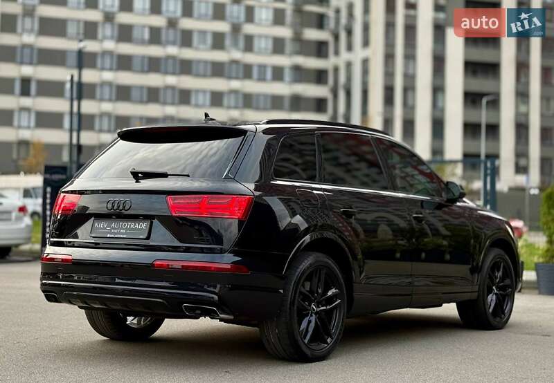 Позашляховик / Кросовер Audi Q7 2016 в Києві фото 16 Позашляховик / Кросовер Audi Q7 2016 в Києві