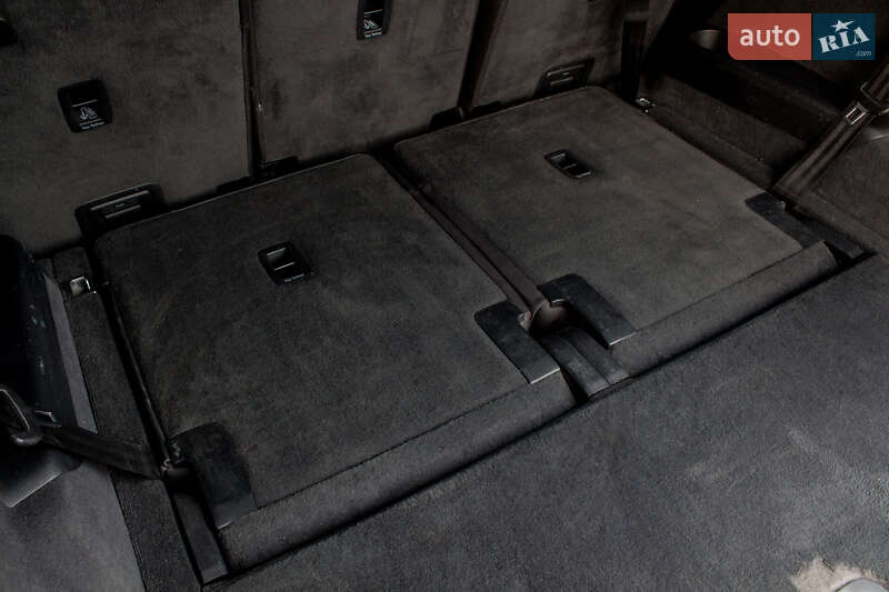 Позашляховик / Кросовер Audi Q7 2017 в Львові