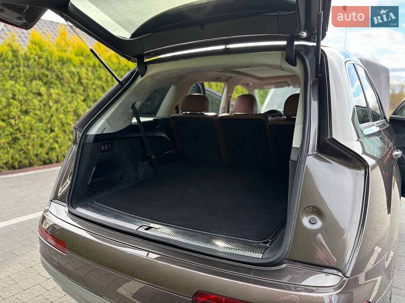 Позашляховик / Кросовер Audi Q7 2017 в Стрию фото 73 Позашляховик / Кросовер Audi Q7 2017 в Стрию