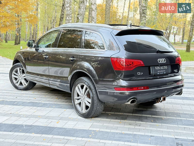 Позашляховик / Кросовер Audi Q7 2014 в Тернополі